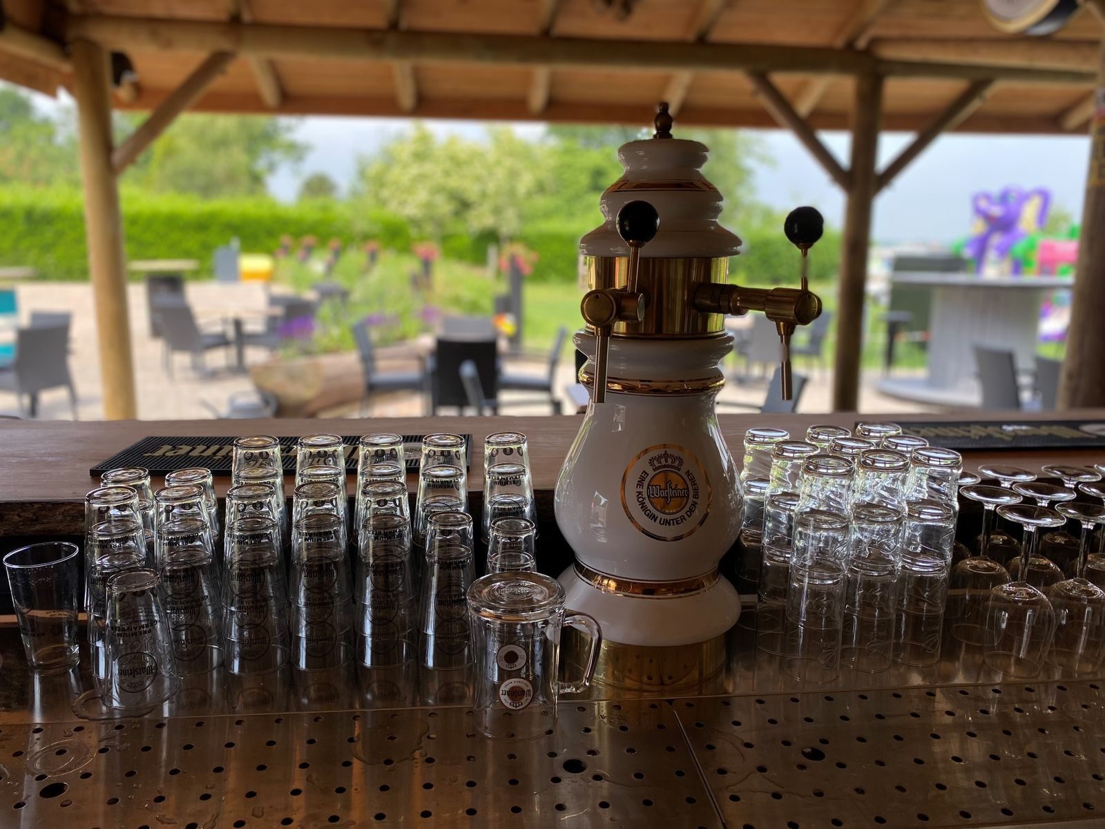 De Bierstube op het terrein